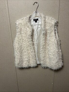 Love Cream Faux Fur Teddy Vest - Women's Sleeveless Jacket